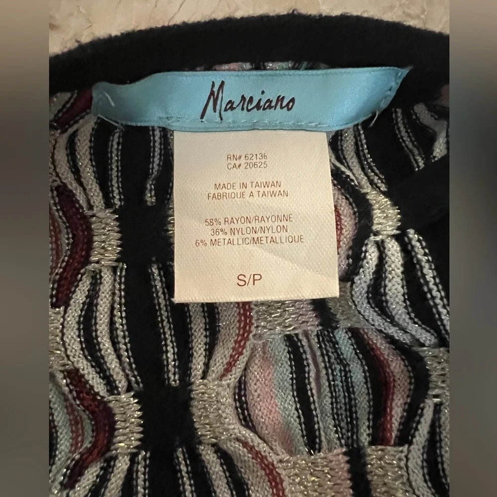 Marciano Runway Collection - Vintage Knit Top - Small - Picture 2 of 4